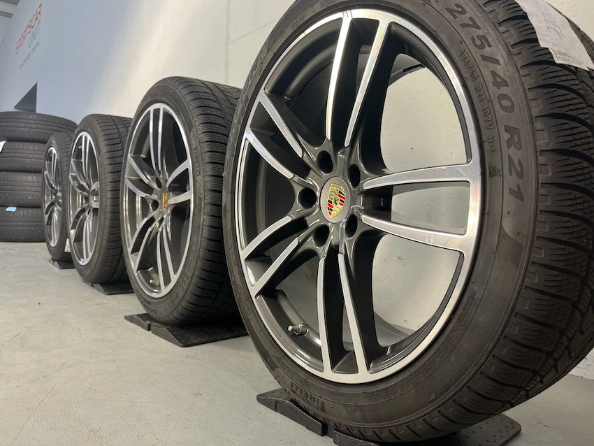 Porsche Cayenne E3 I 21 Zoll TURBO Winter Räder Pirelli 7mm DOT2022