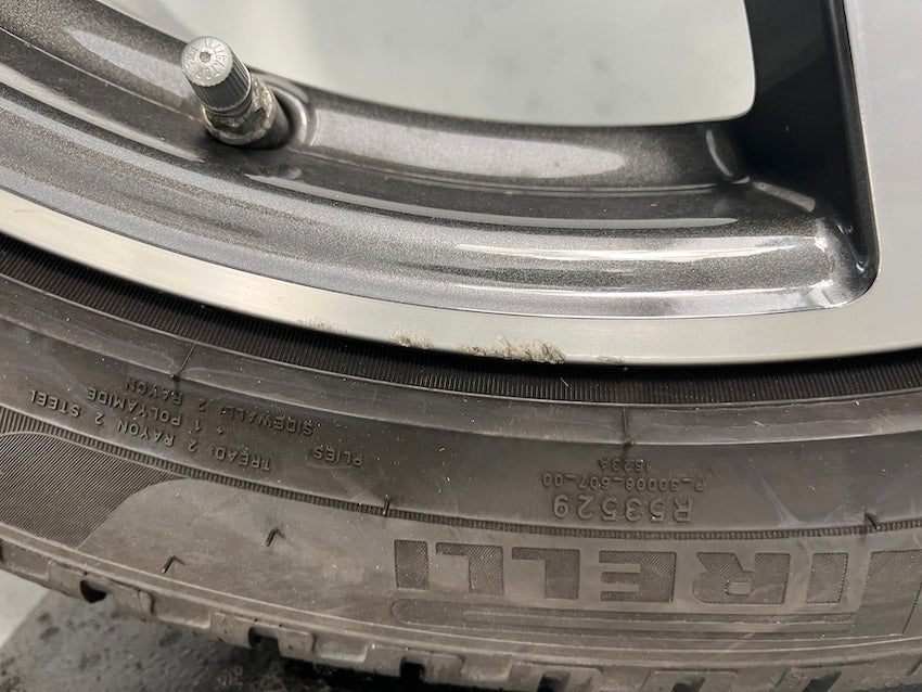 Porsche Cayenne E3 I 21 Zoll TURBO Winter Räder Pirelli 7mm DOT2022