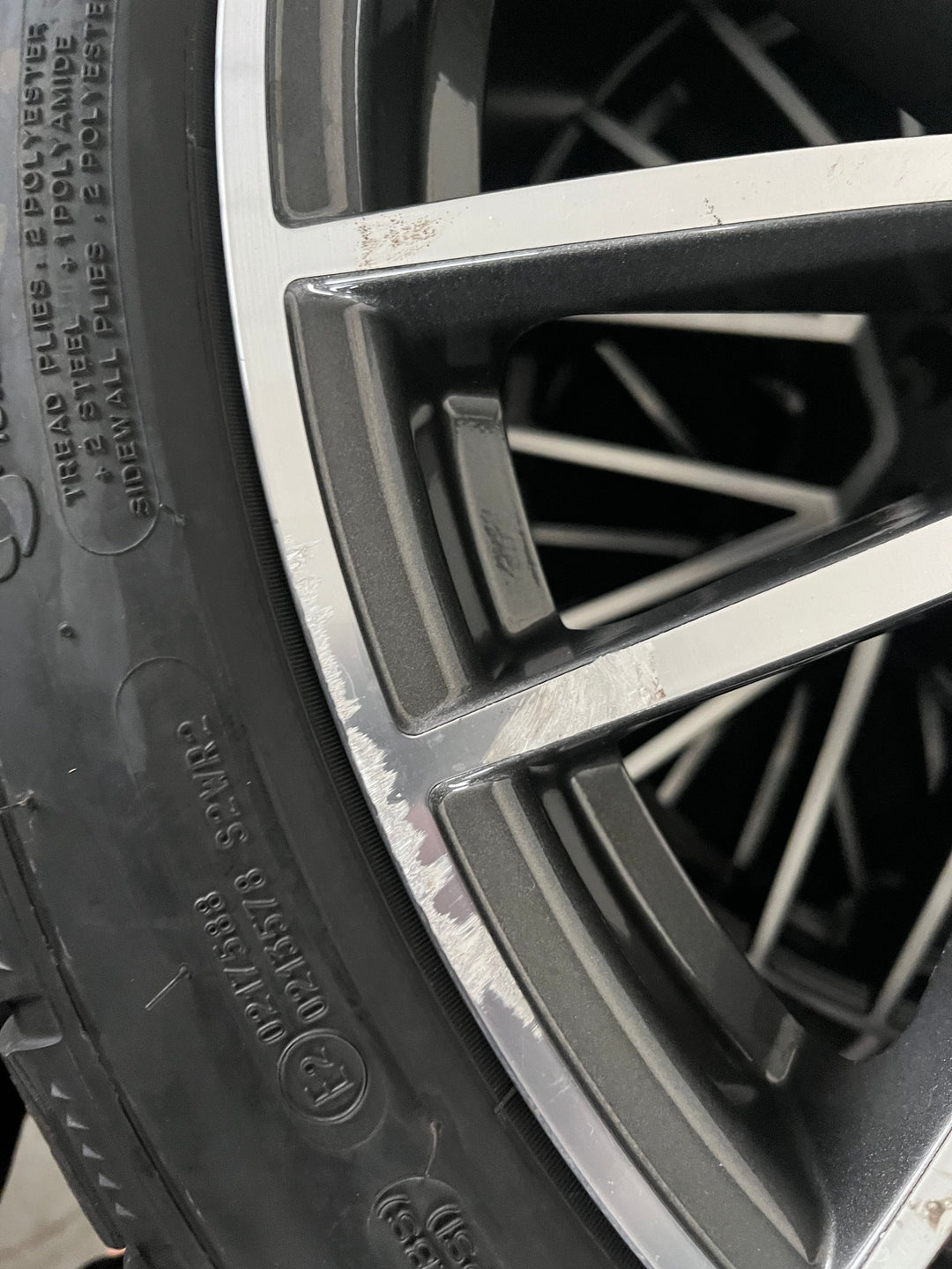 Porsche Cayenne E3 21 Zoll RS Spyder Winter Räder Michelin MwSt.awb.
