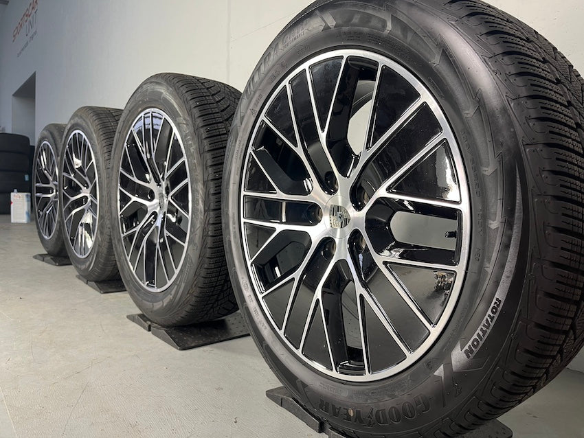 Porsche Macan IV S Electric 20 Zoll Winter Räder Goodyear -15% DOT2025