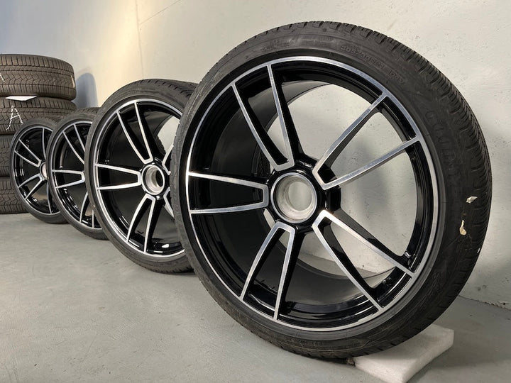 Porsche 992 20 21 Zoll Turbo S Winter Räder DOT 2022 6+7,5mm