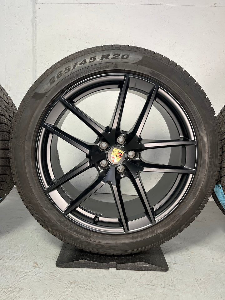 Porsche Macan III -34% 20 Zoll Macan S Winter Räder PIRELLI NEUER RADSATZ