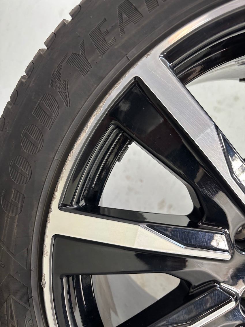 Porsche Taycan 20 Zoll Tequipment Design Winterräder Goodyear 6-7mm