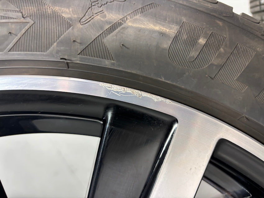 Porsche Taycan 20 Zoll Tequipment Design Winterräder Goodyear 6-7mm