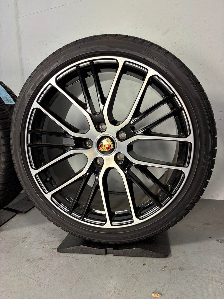 Porsche Panamera 971 21 Zoll Exclusive Design Sport Winter Pirelli 7-8mm
