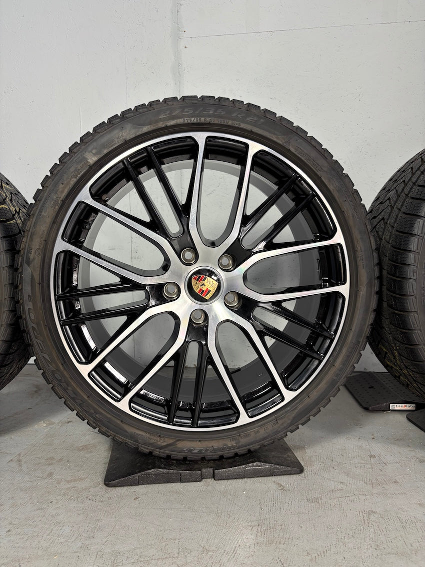 Porsche Panamera 971 21 Zoll Exclusive Design Sport Winter Pirelli 7-8mm