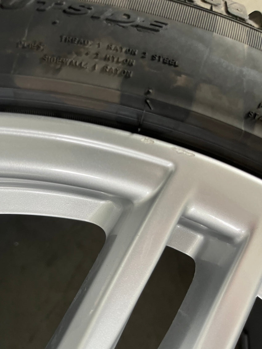 Porsche 991.2 19 Zoll Carrera Winter 4S C4 Pirelli