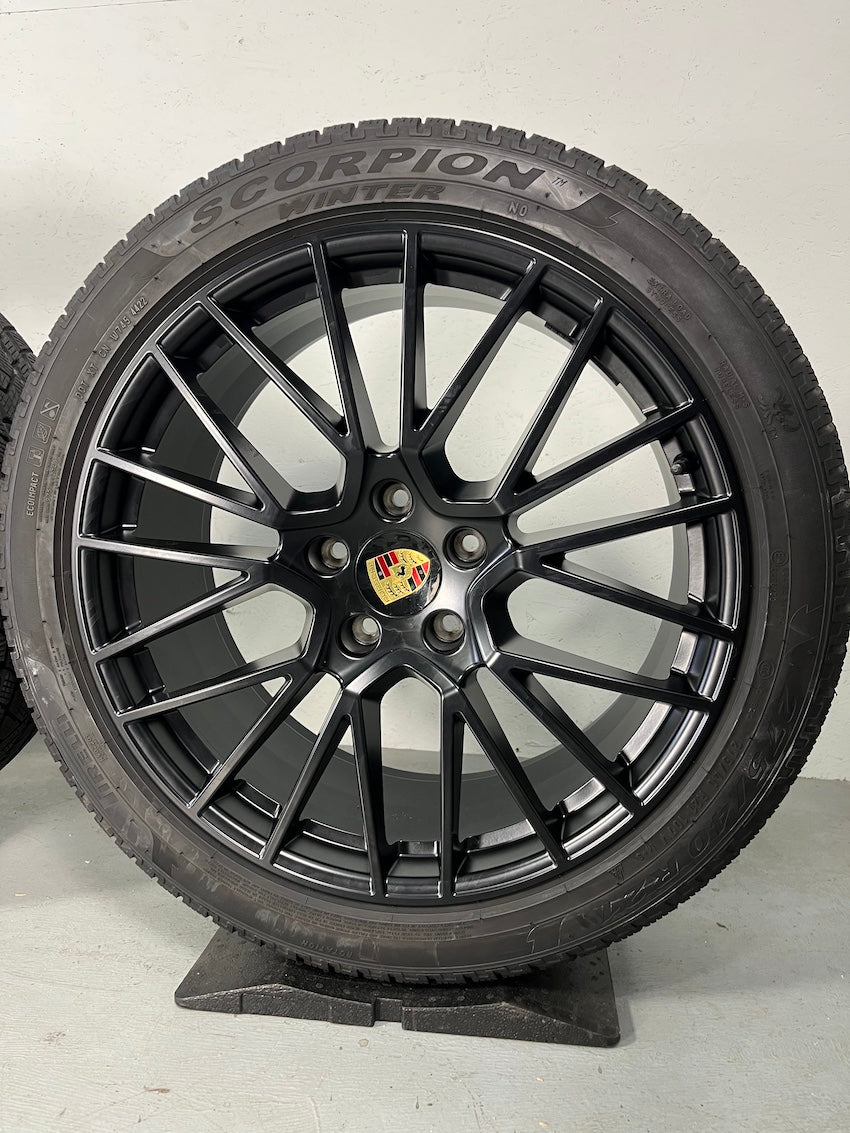 Porsche Cayenne Coupe E3 I 21 Zoll RS Spyder Winter Pirelli DOT2021 TOP