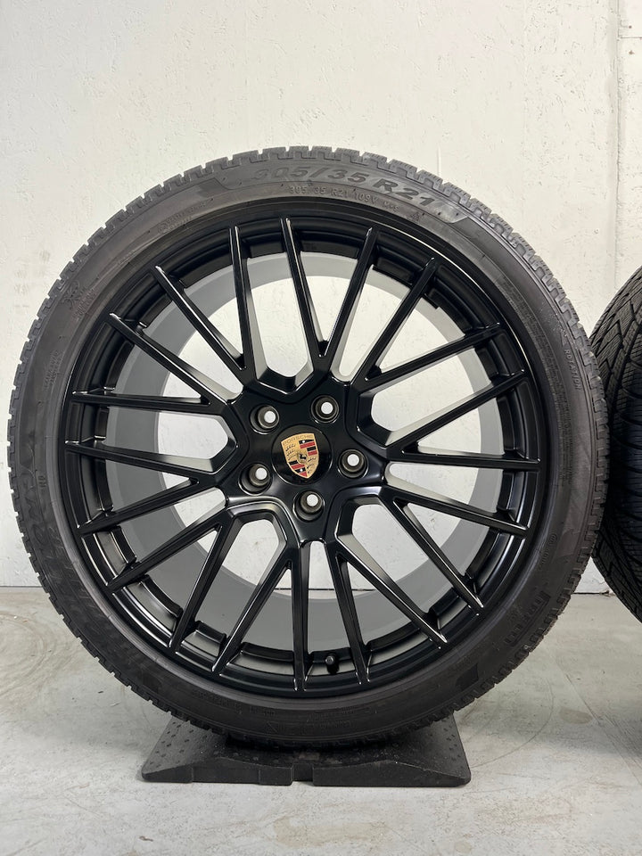Porsche Cayenne Coupe E3 I 21 Zoll RS Spyder Winter Pirelli DOT2021 TOP