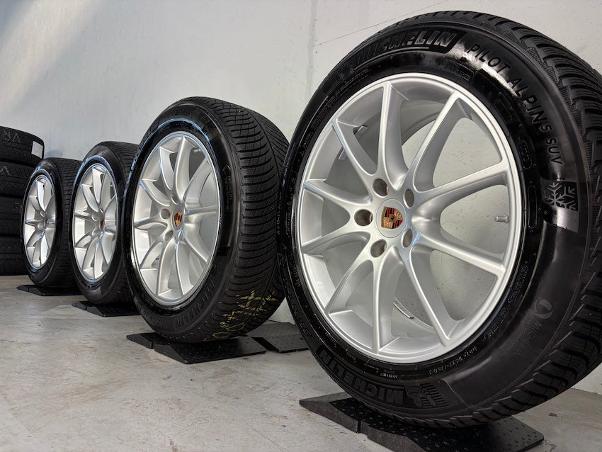 Porsche Cayenne COUPE E3 II 20 Zoll DESIGN Winter Michelin DOT2025 NEU