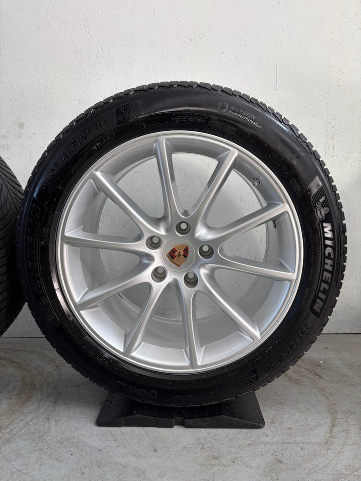 Porsche Cayenne COUPE E3 II 20 Zoll DESIGN Winter Michelin DOT2025 NEU