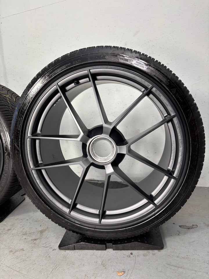 Porsche 992.2 20 21 Zoll GTS Winter Räder DOT 2025 Goodyear MwSt.awb.