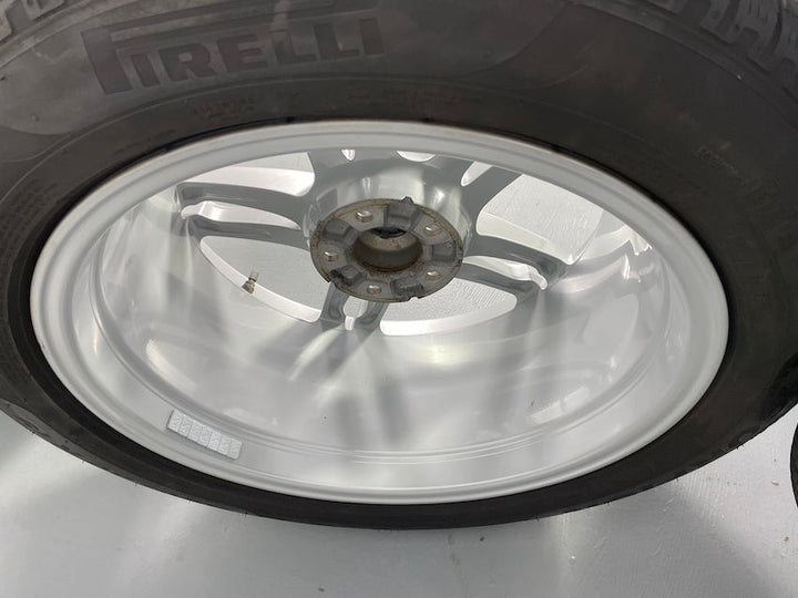 Porsche Macan III 19 Zoll Winter Räder Pirelli DOT2023 7mm