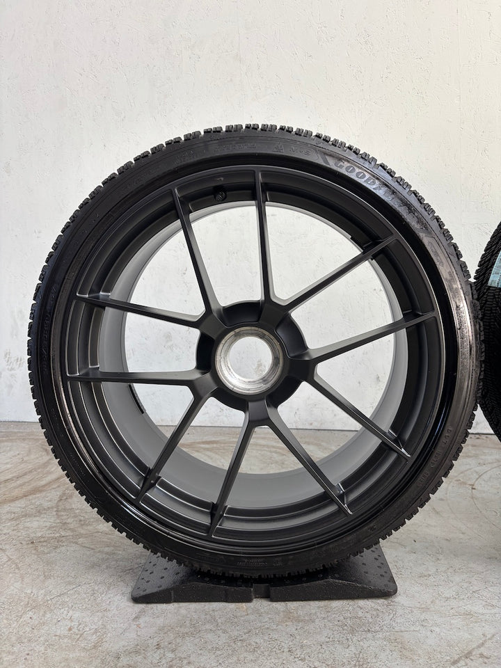 Porsche 992.2 20 21 Zoll GTS Winter Räder DOT 2025 Goodyear MwSt.awb.