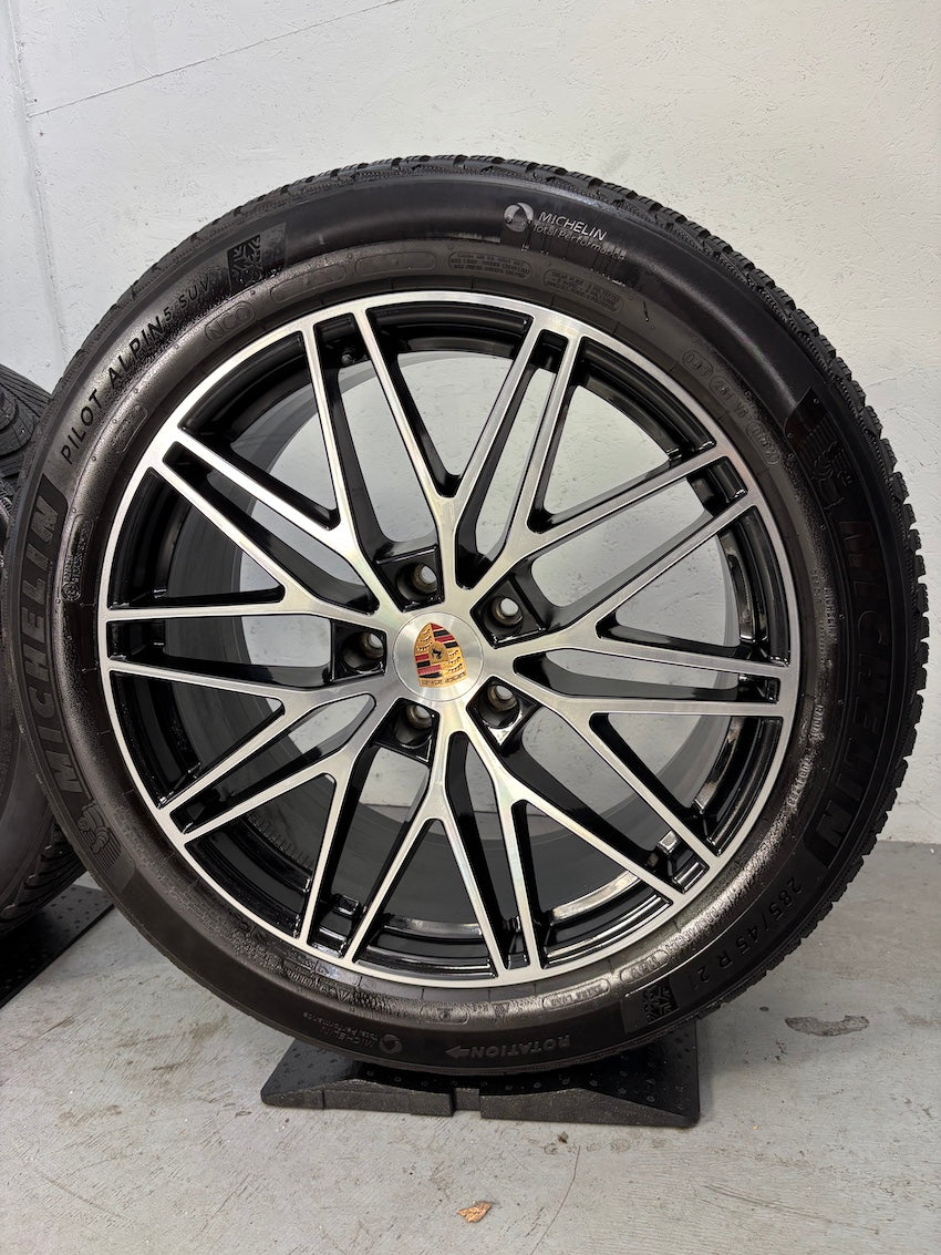 Porsche Cayenne E3 II 9Y0 21 Zoll RS Spyder Winter Michelin DOT2025 -30%