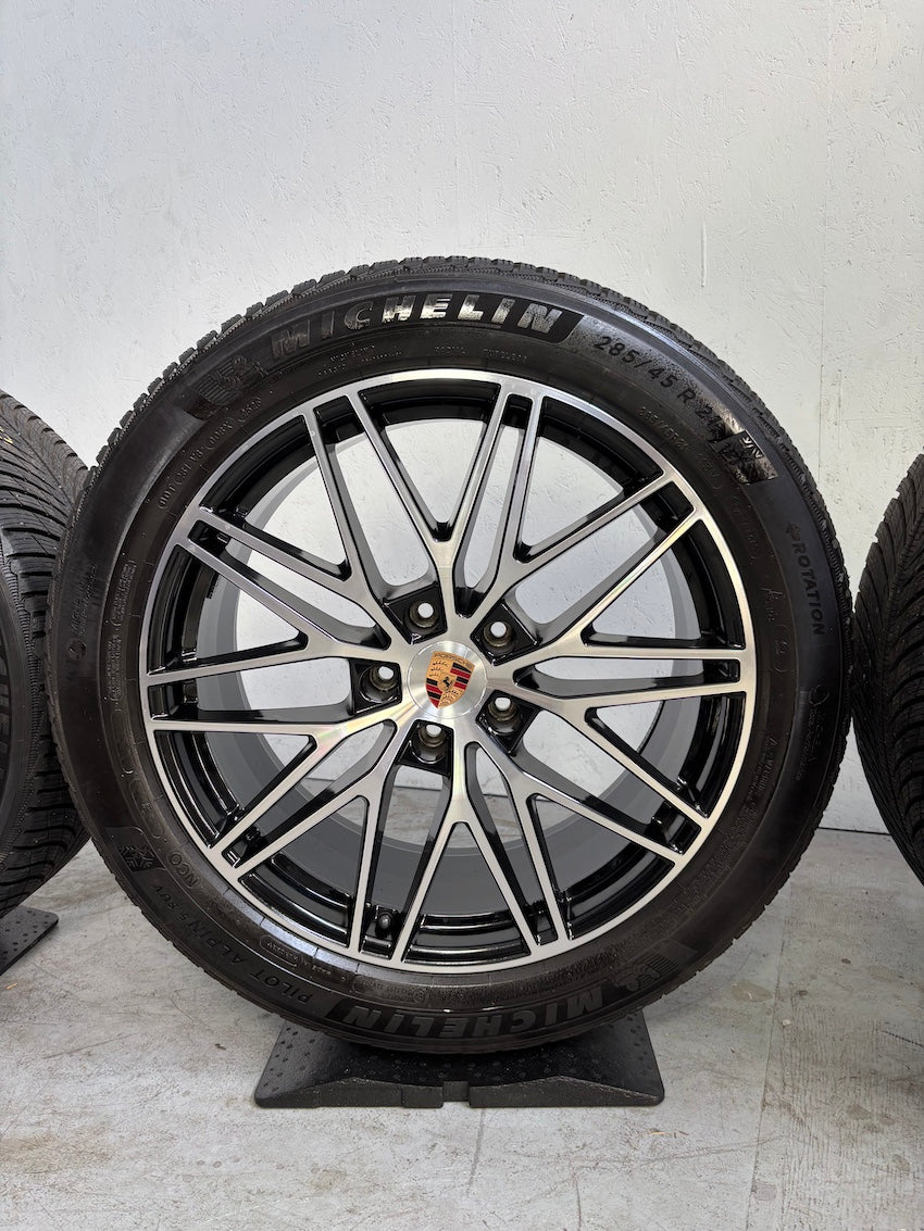Porsche Cayenne E3 II 9Y0 21 Zoll RS Spyder Winter Michelin DOT2025 -30%