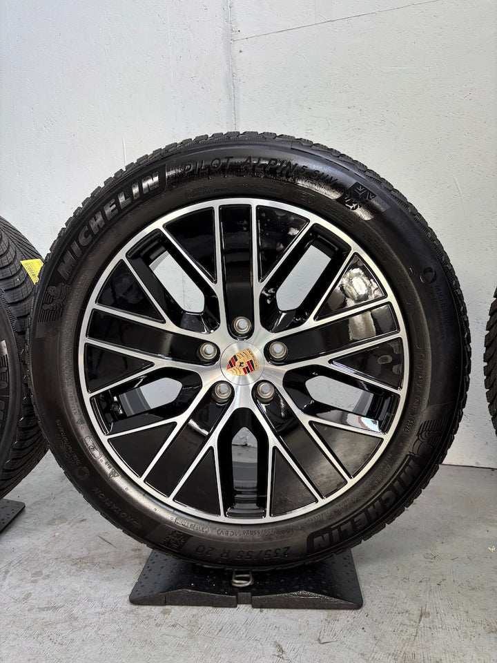 Porsche Macan IV Electric 20 Zoll S Winter Räder Michelin -20% vom LP