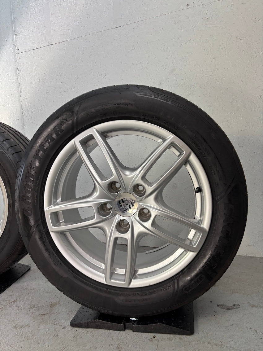 Porsche Cayenne 958 E2 19 Zoll Felgen Sommer Winter TOP