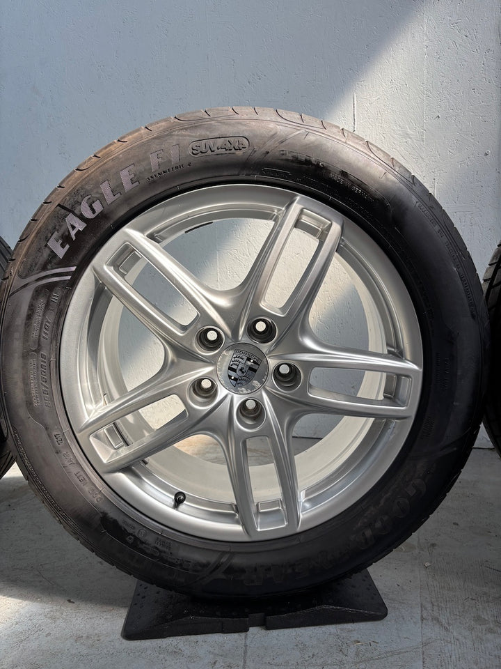 Porsche Cayenne 958 E2 19 Zoll Felgen Sommer Winter TOP