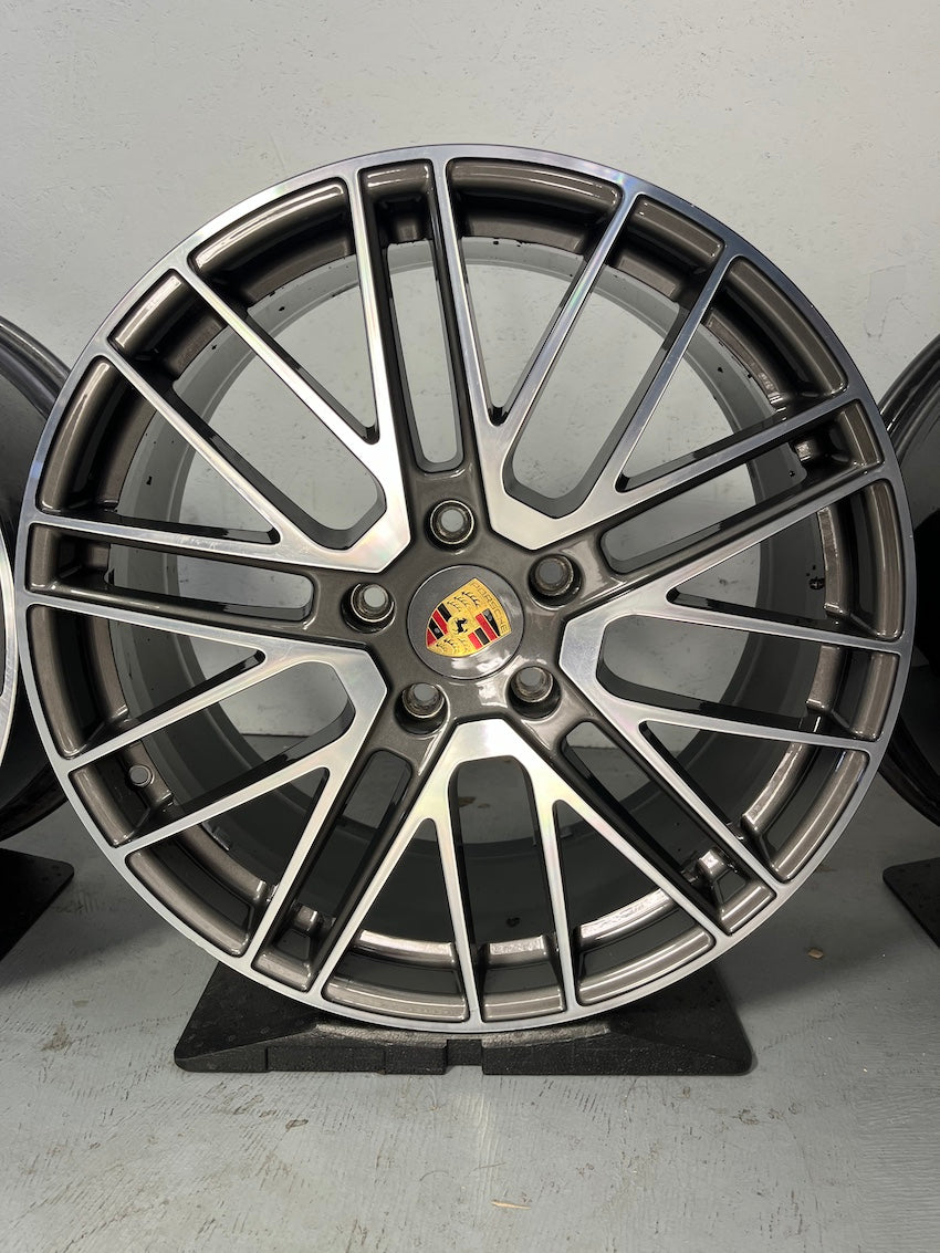 Porsche Panamera 971 21 Zoll TURBO V Sommer Felgen TOP SELTEN!