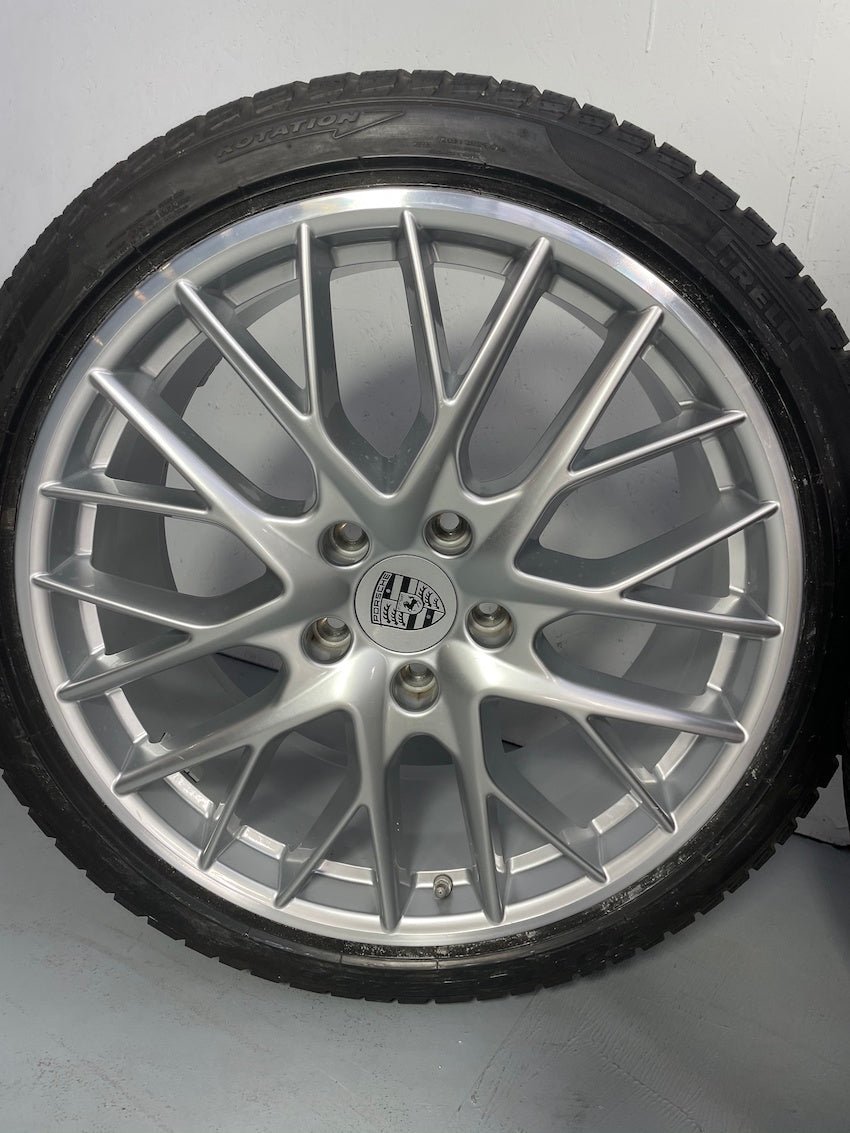 Porsche Panamera 971 21 Zoll Sport Design Winter Räder Pirelli DOT2022 /21 0(7,5mm