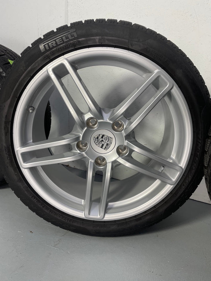 Porsche 991.1 19 Zoll Carrera V 4S C4 Winter Räder Pirelli MwSt.awb.