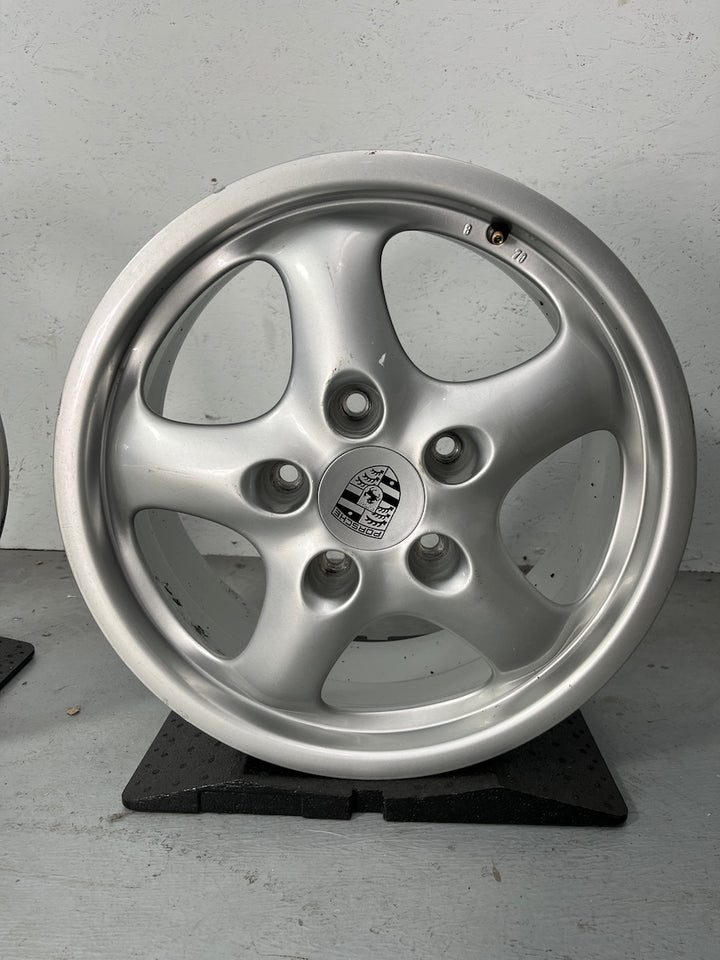 Porsche 993 17 Zoll Cup II Felgen 7J+ 8Jx 17 ET70 Felgen Sonderpreis