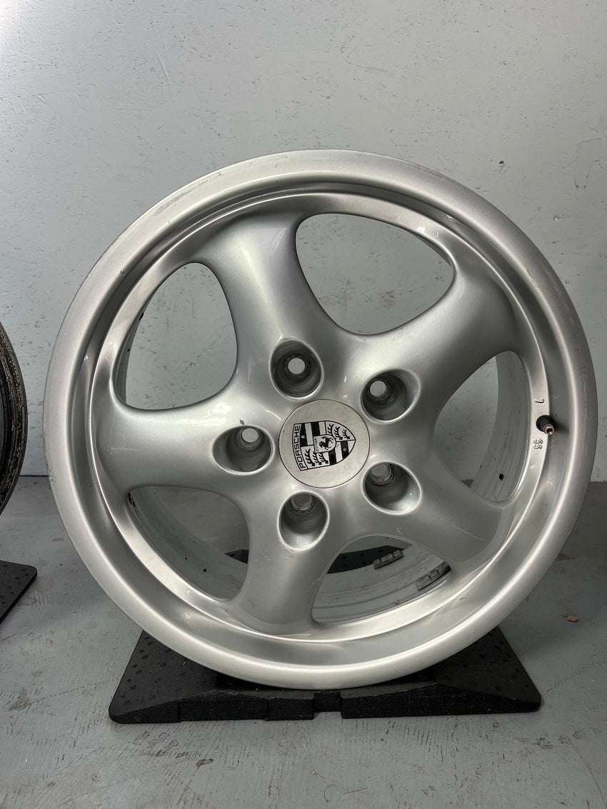 Porsche 993 17 Zoll Cup II Felgen 7J+ 8Jx 17 ET70 Felgen Sonderpreis