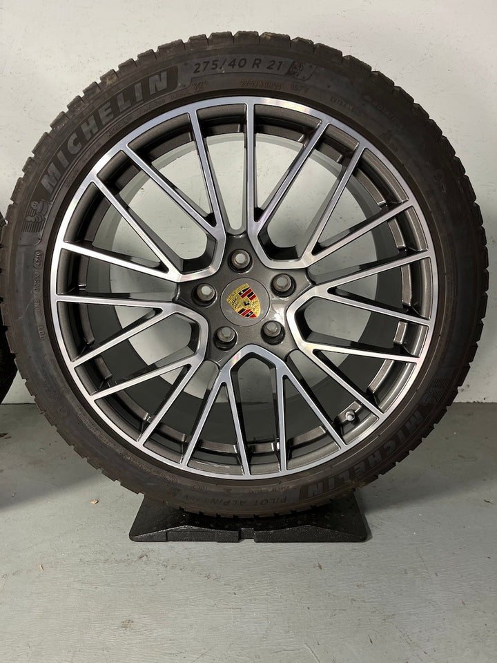 Porsche Cayenne E3 21 Zoll RS Spyder Winter Räder Michelin MwSt.awb.