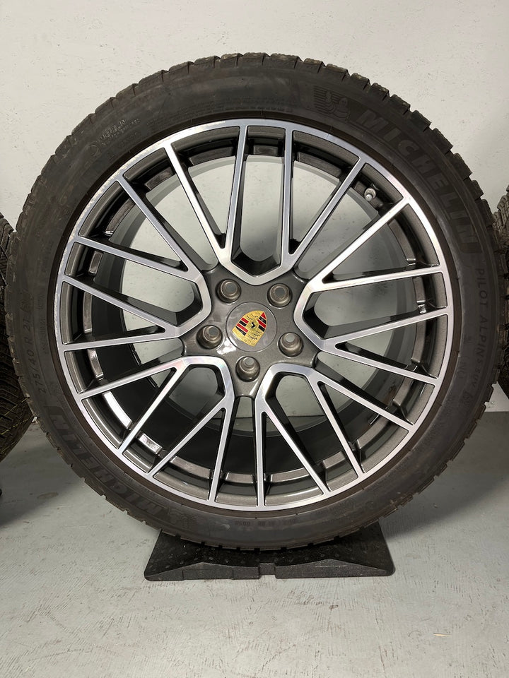 Porsche Cayenne E3 21 Zoll RS Spyder Winter Räder Michelin MwSt.awb.