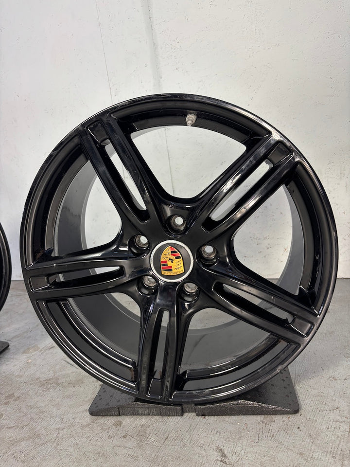 Porsche Panamera 971 20 Zoll Turbo 971 Winter Felgen