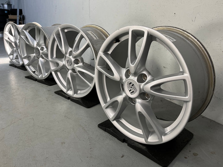 Porsche 997.2 18 Zoll Carrera IV Heckantrieb Felgen C2 S