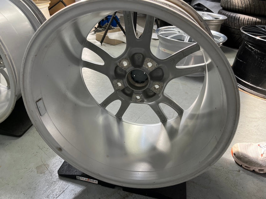 Porsche 997.2 18 Zoll Carrera IV Heckantrieb Felgen C2 S