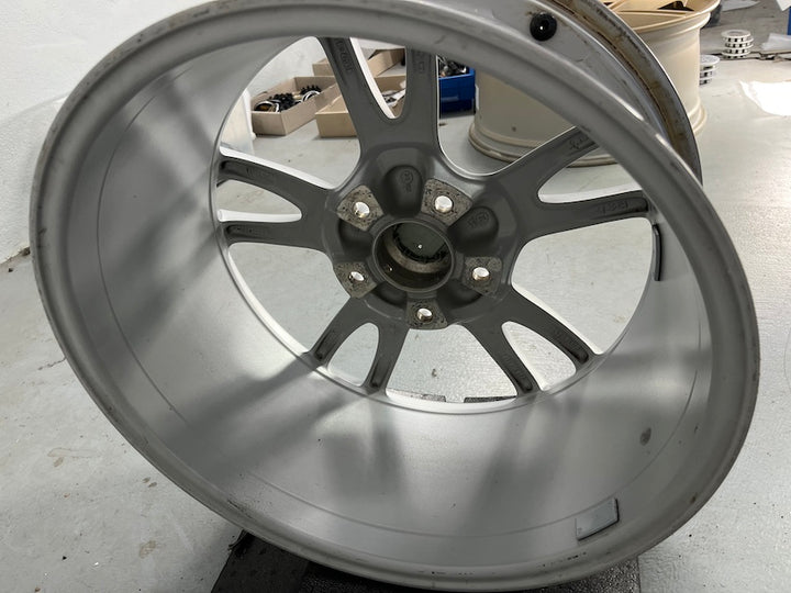 Porsche 997.2 18 Zoll Carrera IV Heckantrieb Felgen C2 S