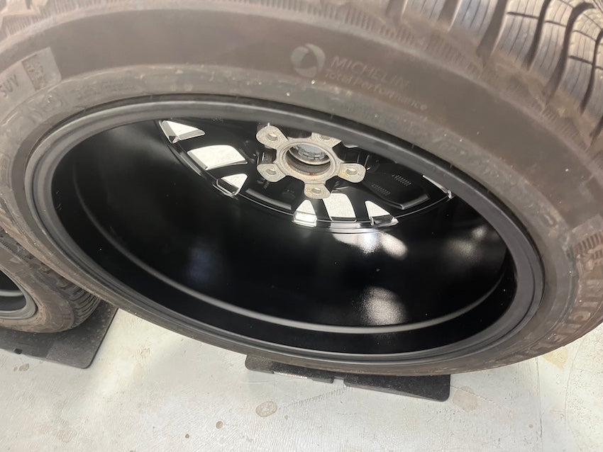 Porsche Macan IV Electric 21 Zoll Macan Design Winter Räder NUR 1200Km -20%