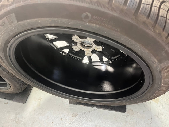 Porsche Macan IV Electric 21 Zoll Macan Design Winter Räder NUR 1200Km -20%