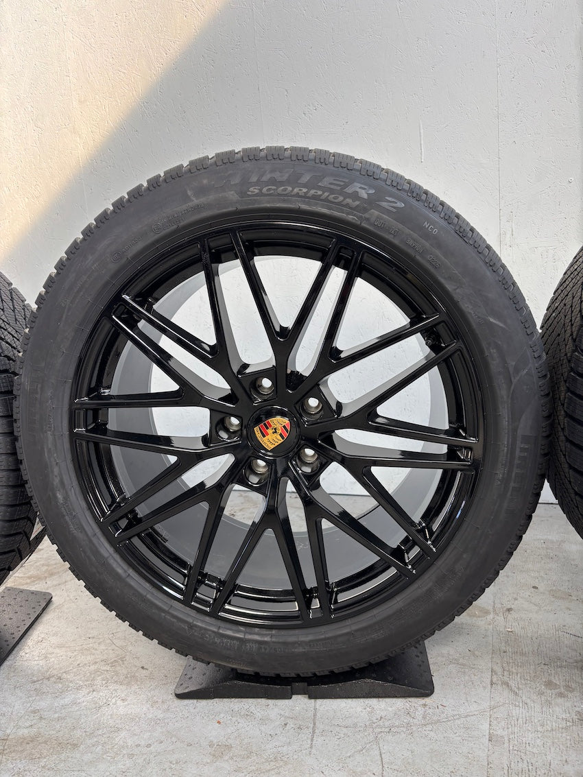 Porsche Cayenne E3 II 21` RS Spyder Winter Pirelli DOT2026 NEU NEU