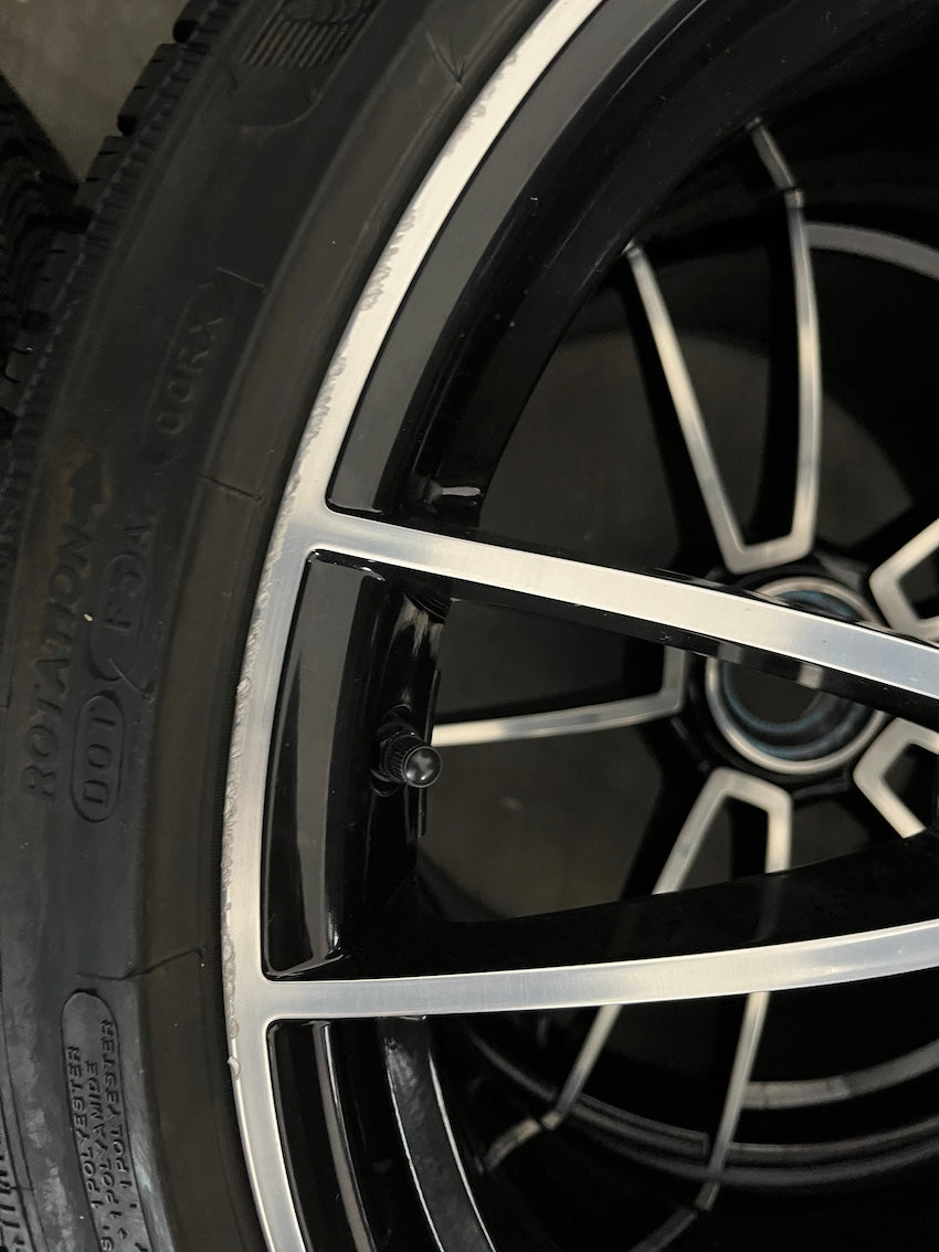 Porsche 992 20 21 Zoll Turbo S Winter Räder Michelin TOP