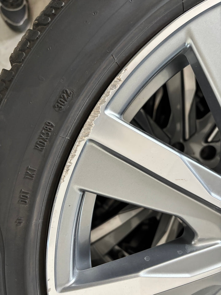 Porsche Taycan 20 Zoll Tequipment Design Winter Pirelli DOT2022