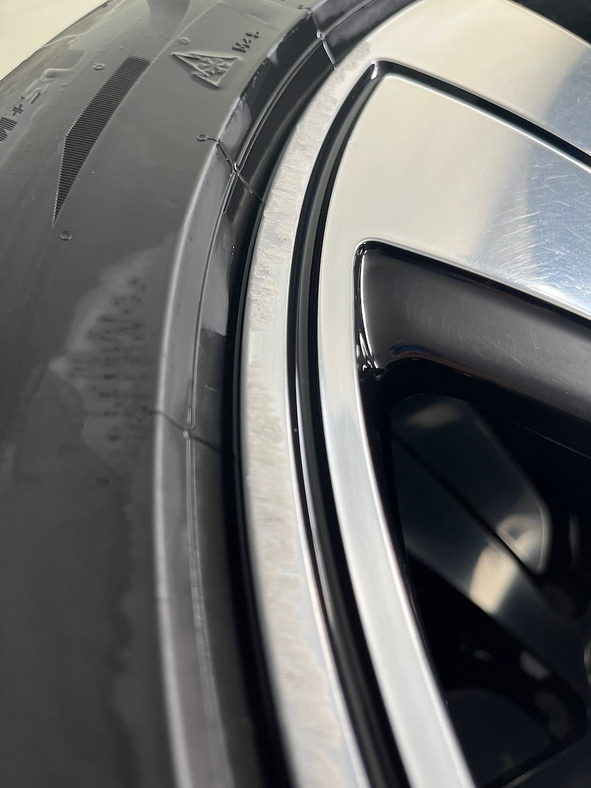 Porsche Taycan 19 Zoll Aero Winterräder Pirelli DOT2023