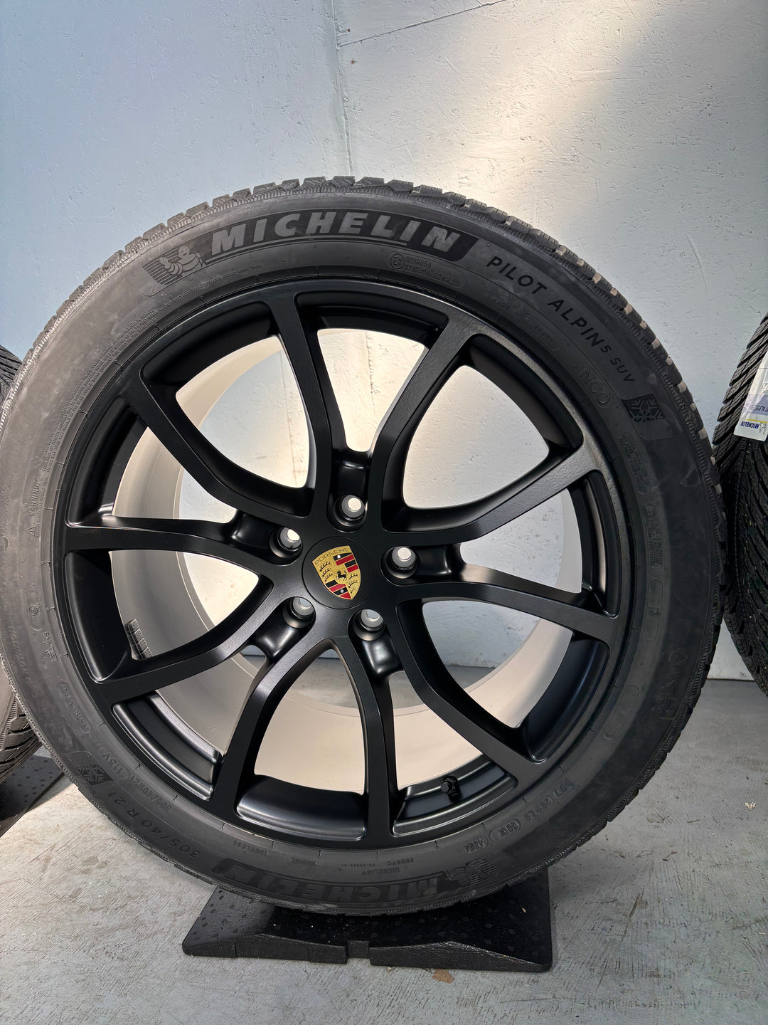 Porsche Cayenne E3 II 21` Exclusive Design Winter Michelin NEU NEU NEU