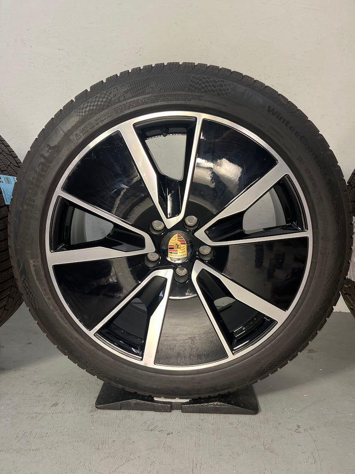 Porsche Macan IV Electric 21 Zoll Macan TURBO Winter Räder NUR 700Km Conti