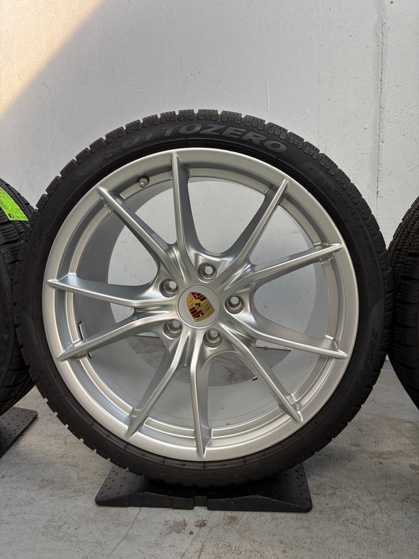 Porsche 991.2 20 Zoll Carrera S Winter Räder Pirelli 4S C4 TOP