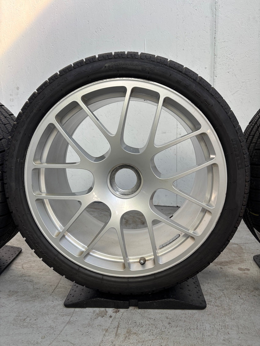 Porsche 997 19 Zoll GTS TURBO S Winter Räder NEUREIFEN Pirelli