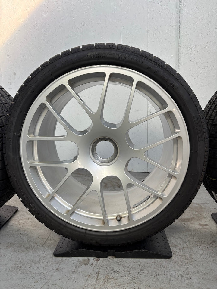 Porsche 997 19 Zoll GTS TURBO S Winter Räder NEUREIFEN Pirelli