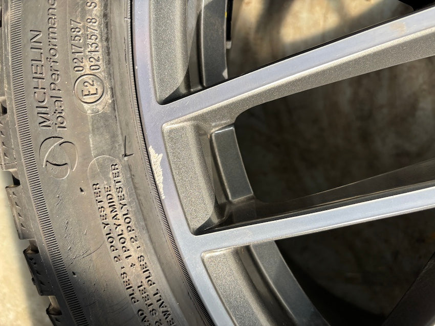 Porsche Cayenne E3 21 Zoll RS Spyder Winter Räder Michelin