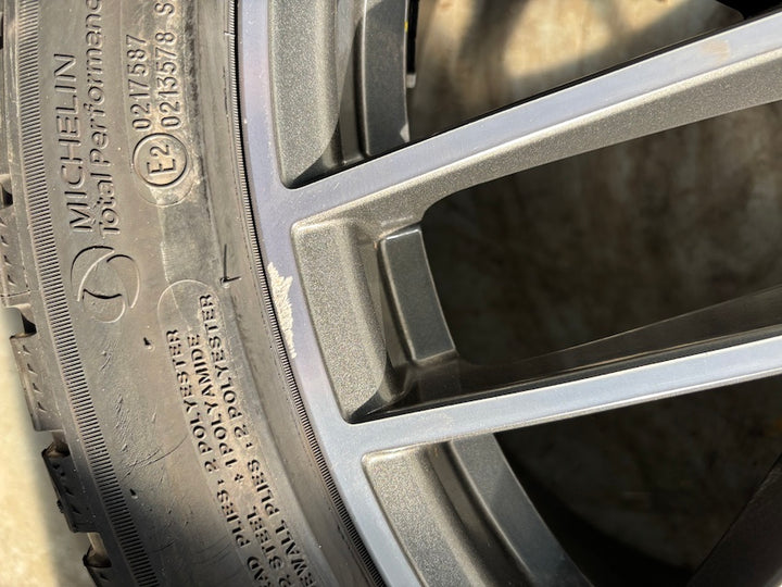 Porsche Cayenne E3 21 Zoll RS Spyder Winter Räder Michelin