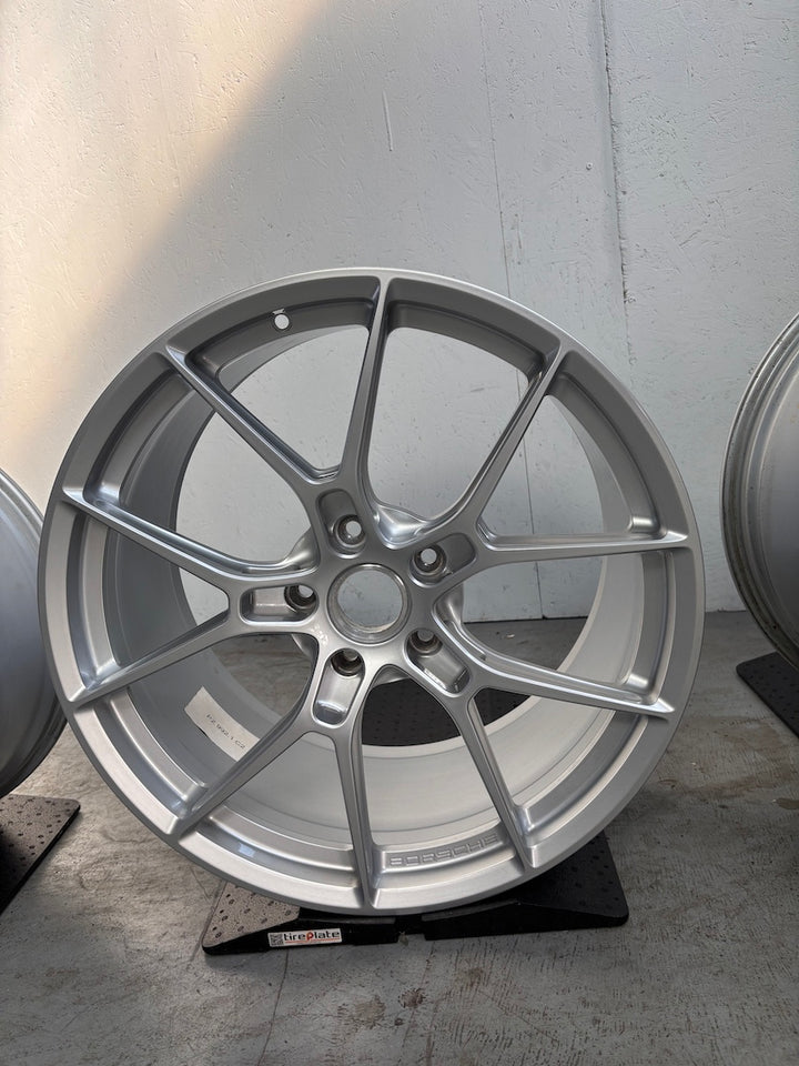 Porsche 992 20 21 Zoll Leichtbau Felgen Lightweight NP: 12.500,-