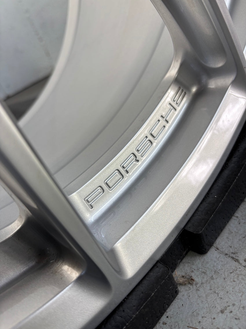 Porsche 992 20 21 Zoll Leichtbau Felgen Lightweight NP: 12.500,-