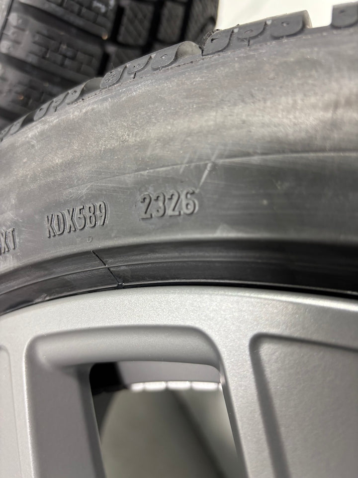 Porsche Taycan J1 20 Zoll TURBO AERO Winterräder Pirelli NEUREIFEN 2026